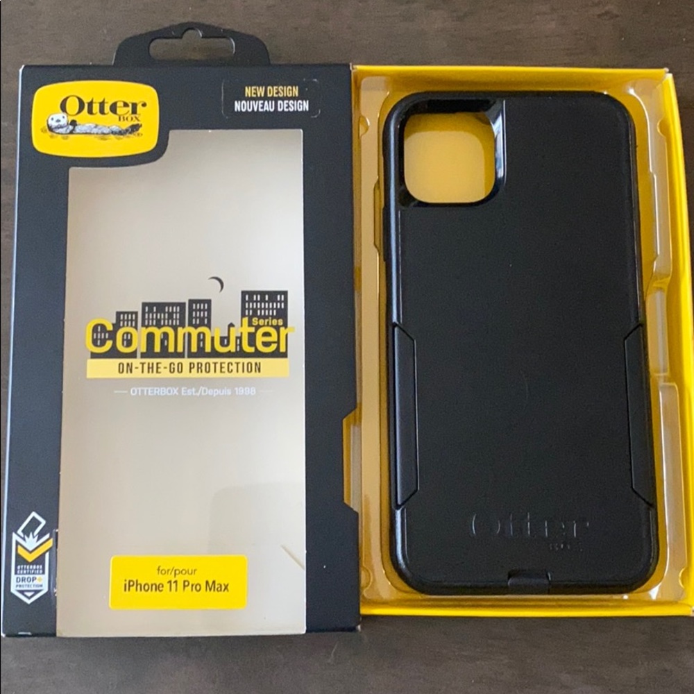Otter box, iPhone 11pro max